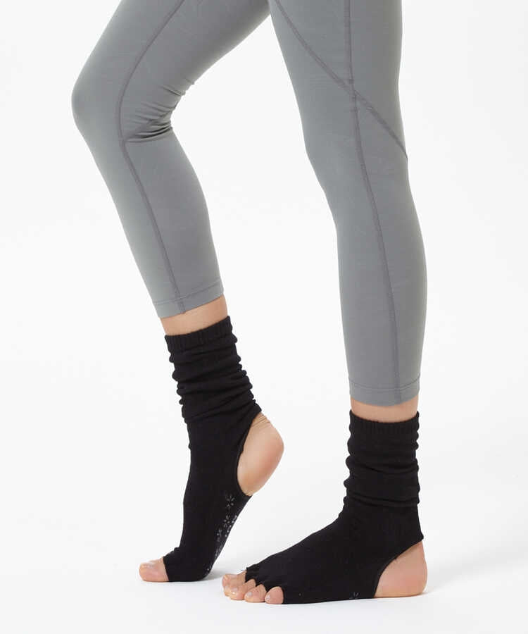 Black Ankle Yoga &amp;amp; Pilates Socks