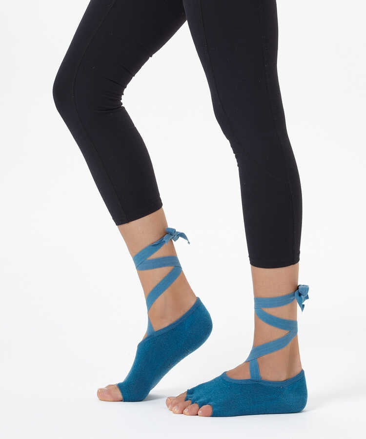Mavi Kayışlı Yoga &amp; Pilates Çorabı